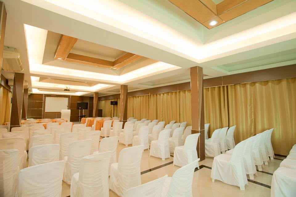 Benjatara Boutique Resort Lop Buri Exterior foto